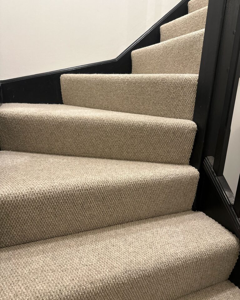 Stair runners — installation detail 32