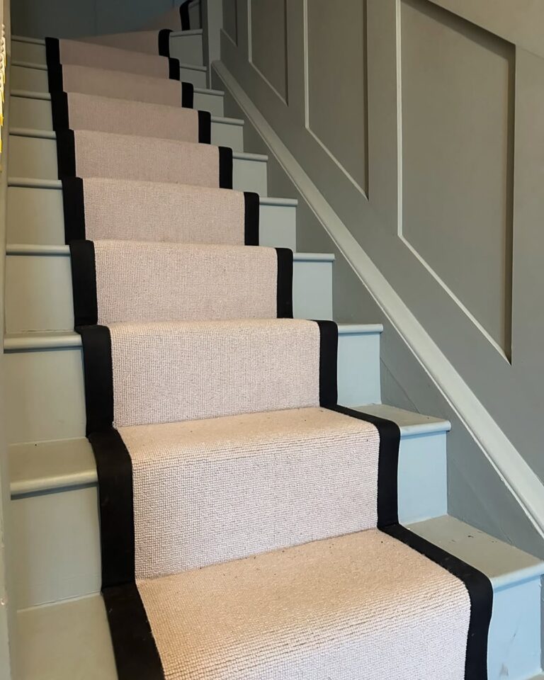 Stair runners — installation detail 25
