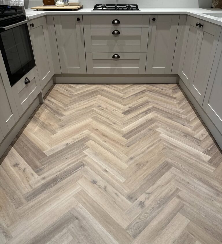 LVT — installation detail 29