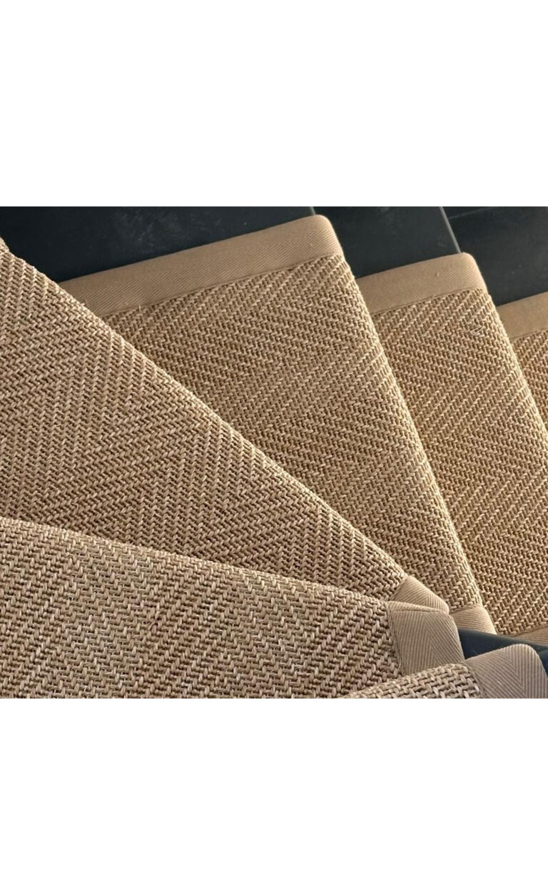 Carpets — installation detail 8