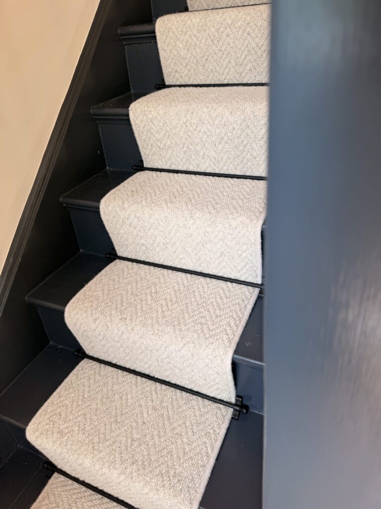 Stair runners — installation detail 4