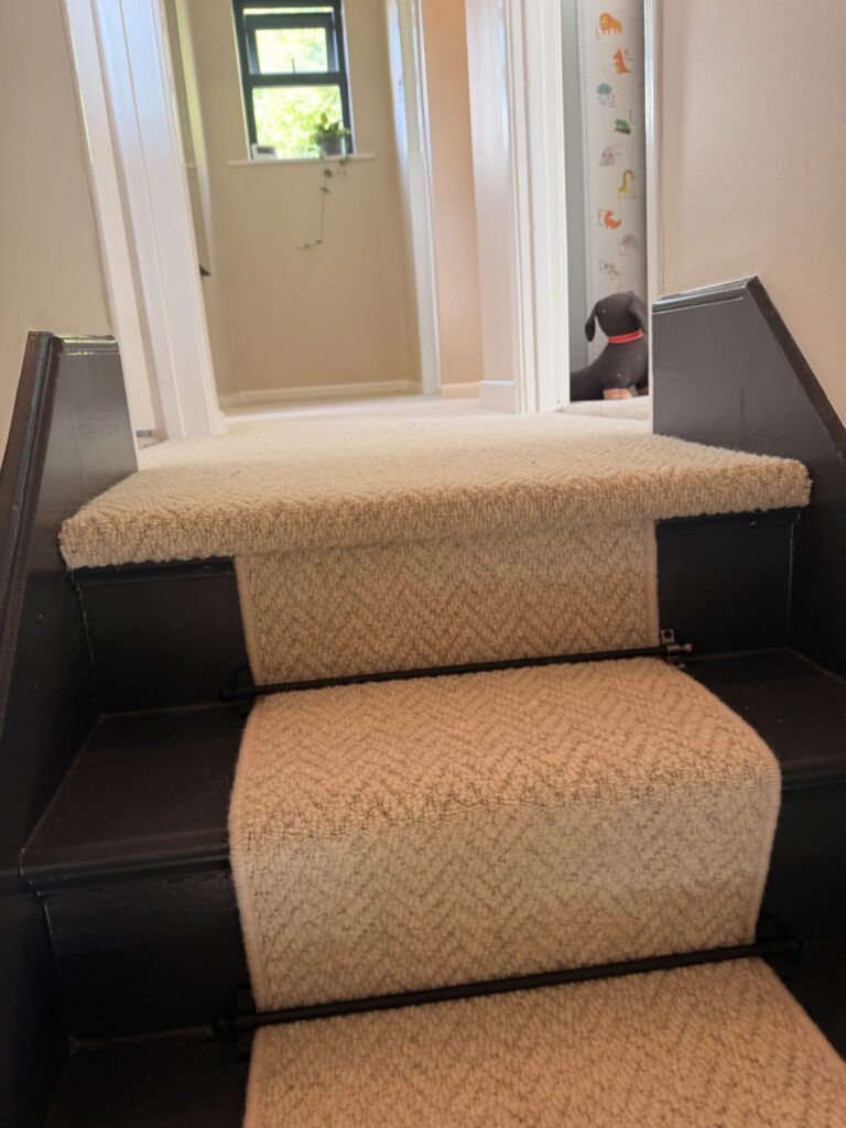 Stair runners — installation detail 7