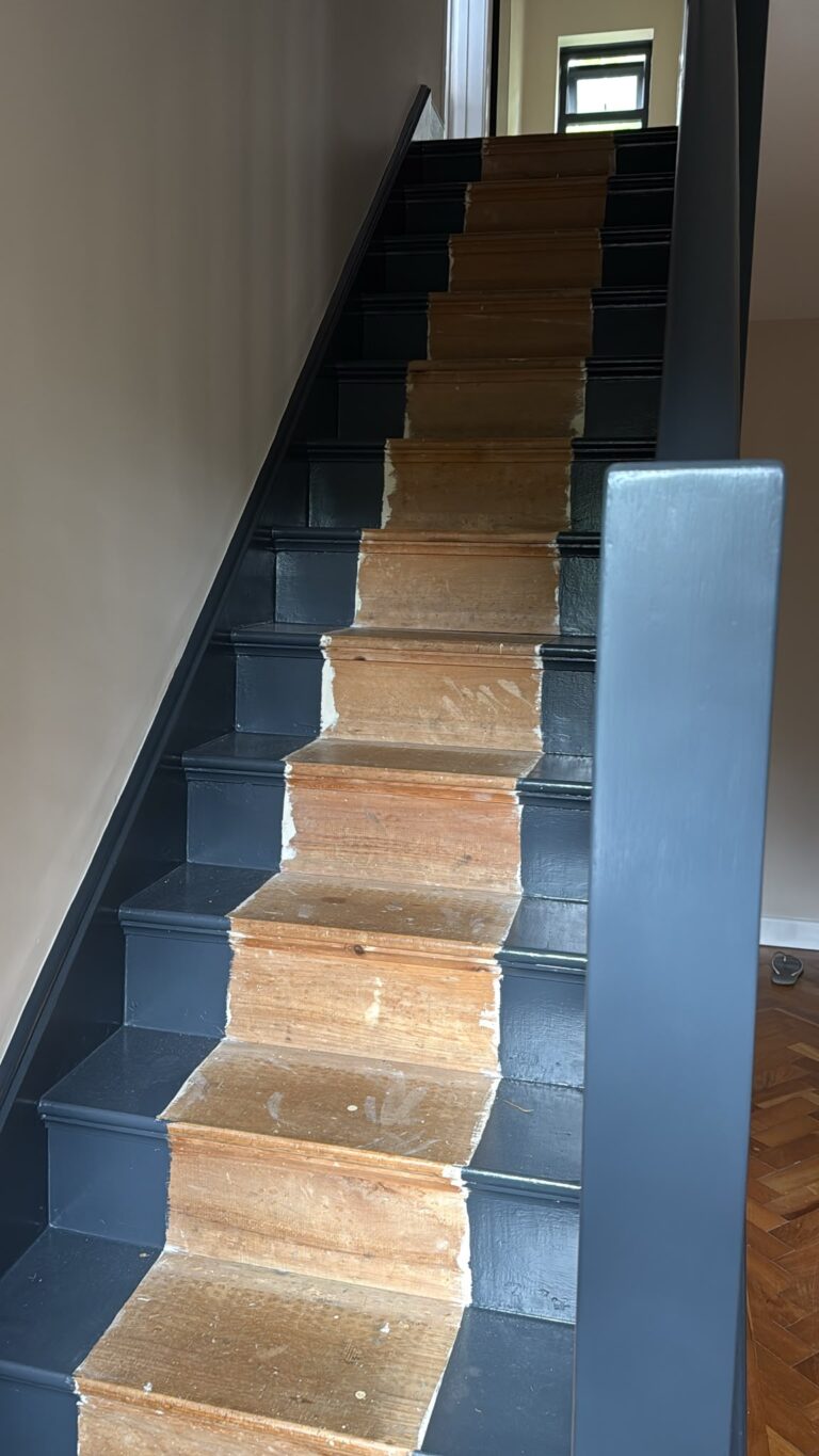 Stair runners — installation detail 2