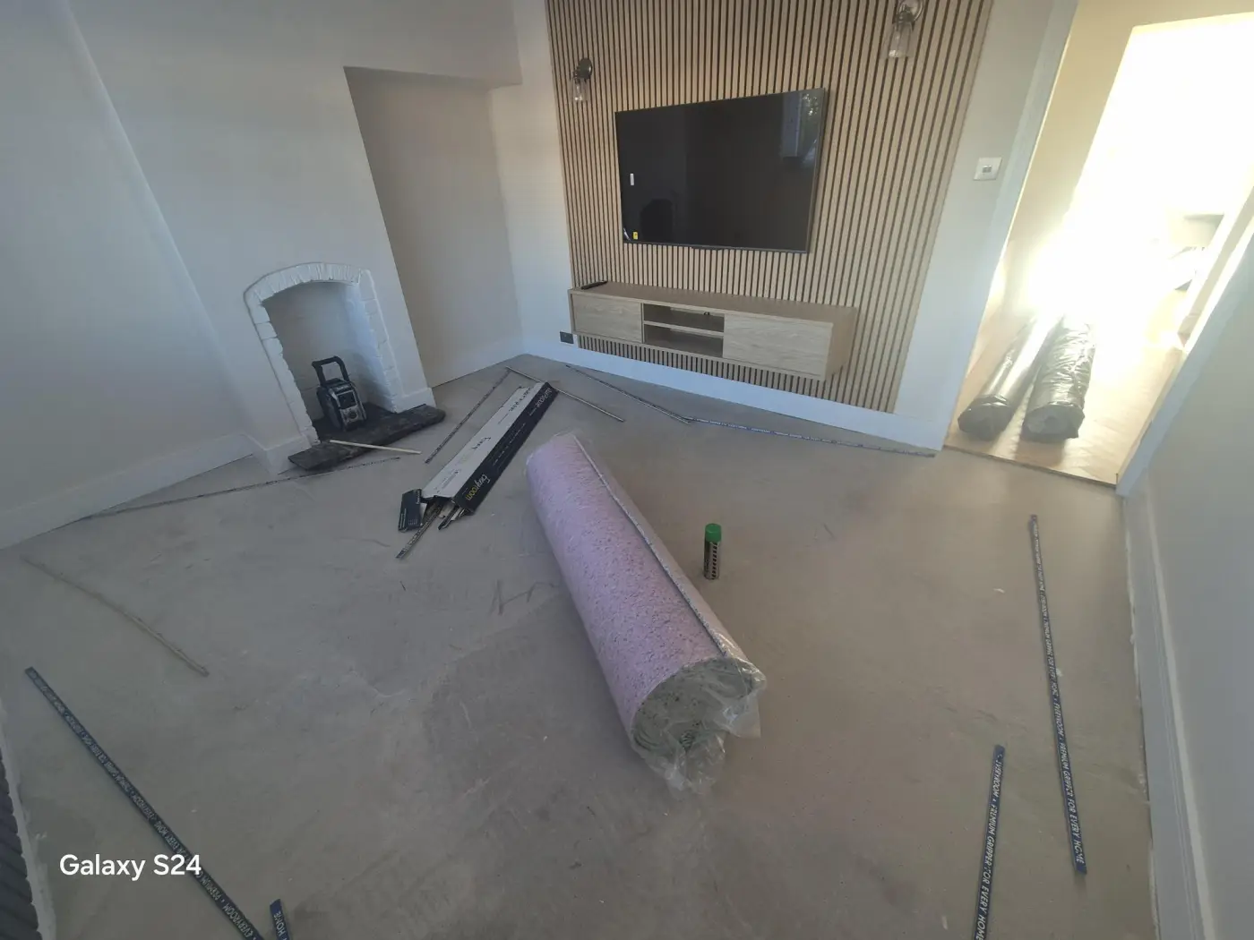 Living room before new carpet
